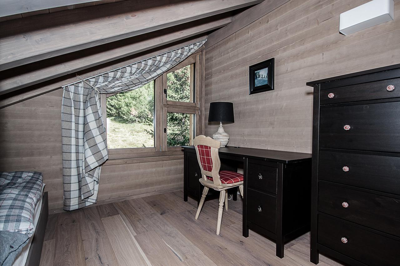 Chalet Kristall Rosswald Zewnętrze zdjęcie